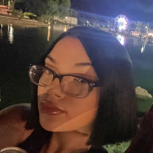 Meet your Posher, Leanne